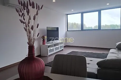 image-7mm0GcYODPs-0