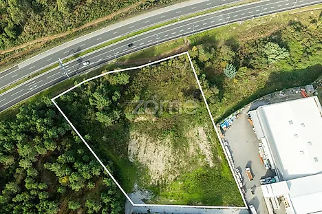Land for sale in Lousada, Portugal — €189,000