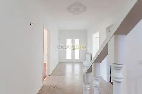 image-6xnfOzISU2s-0