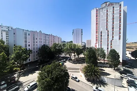image-Gww6q05B8TV-0