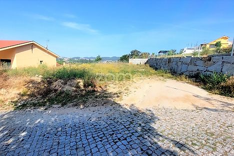 Terreno em Lousada