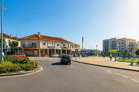 image-HaEqUzyQyps-0