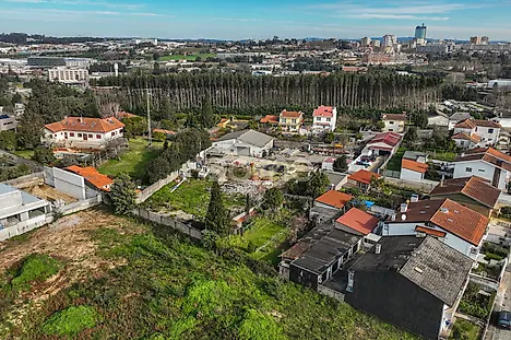 Land for sale in Matosinhos, Portugal — €490,000