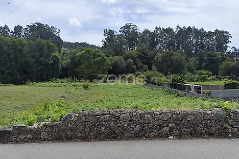 Land for sale in Vila Nova de Gaia, Portugal — €110,000