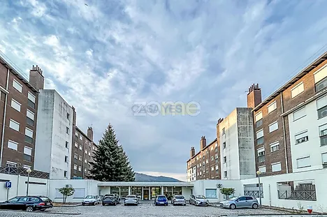 image-IOzrKrERSAo-0