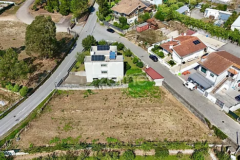 Land for sale in Santo Tirso, Portugal — €115,000