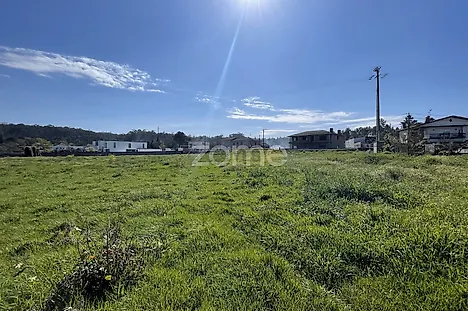 Land for sale in Santa Maria da Feira, Portugal — €90,000