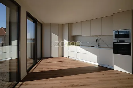 image-AkRbWnb5re8-0