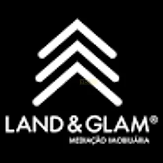 office-land-glam