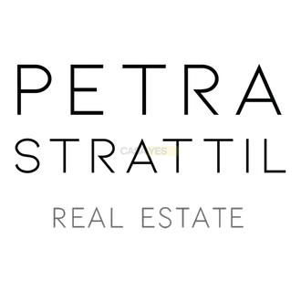 office-petra-strattil-real-estate