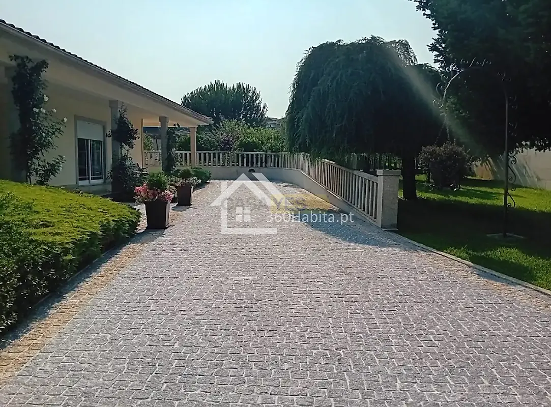 Moradia T4 à venda em Polvoreira, Guimarães — foto 8