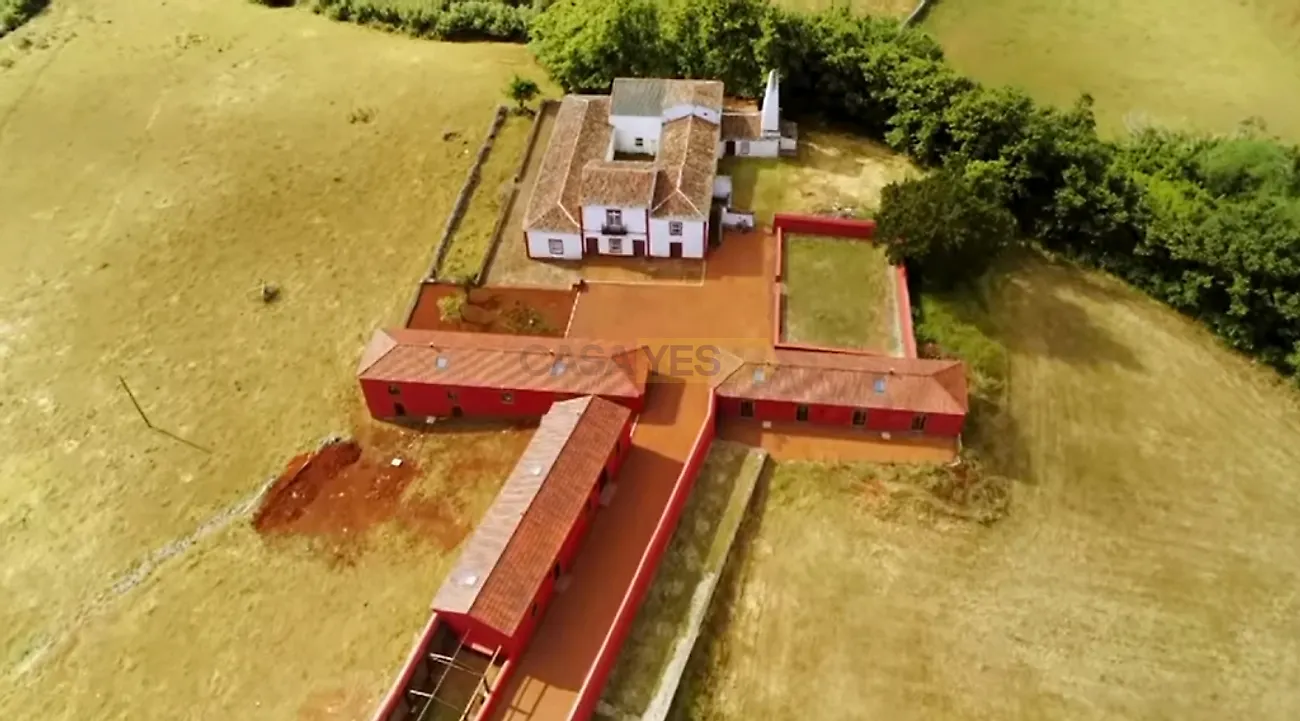 Moradia T6+ à venda em Almagreira, Vila do Porto — foto 2