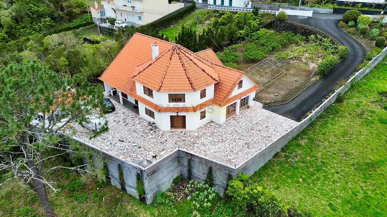Moradia T5 à venda em São João, Lajes do Pico — foto 4