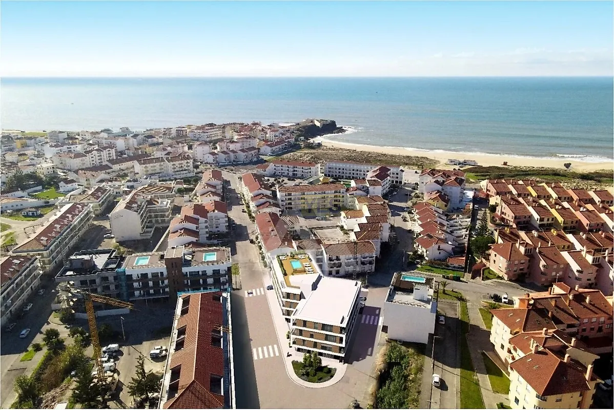 Apartamento T3 em Atouguia da Baleia, €575.000