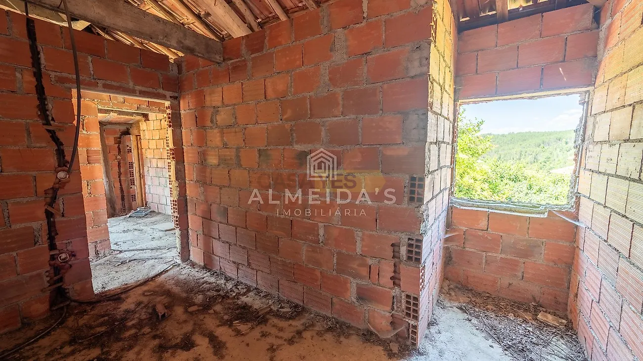Moradia T3 à venda em Andrães, Vila Real — foto 4