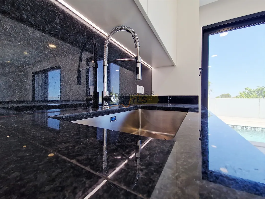 Apartamento T4 à venda em Mexilhoeira Grande, Portimão — foto 8