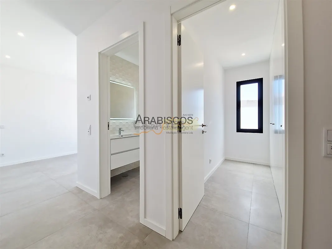Apartamento T4 à venda em Mexilhoeira Grande, Portimão — foto 16