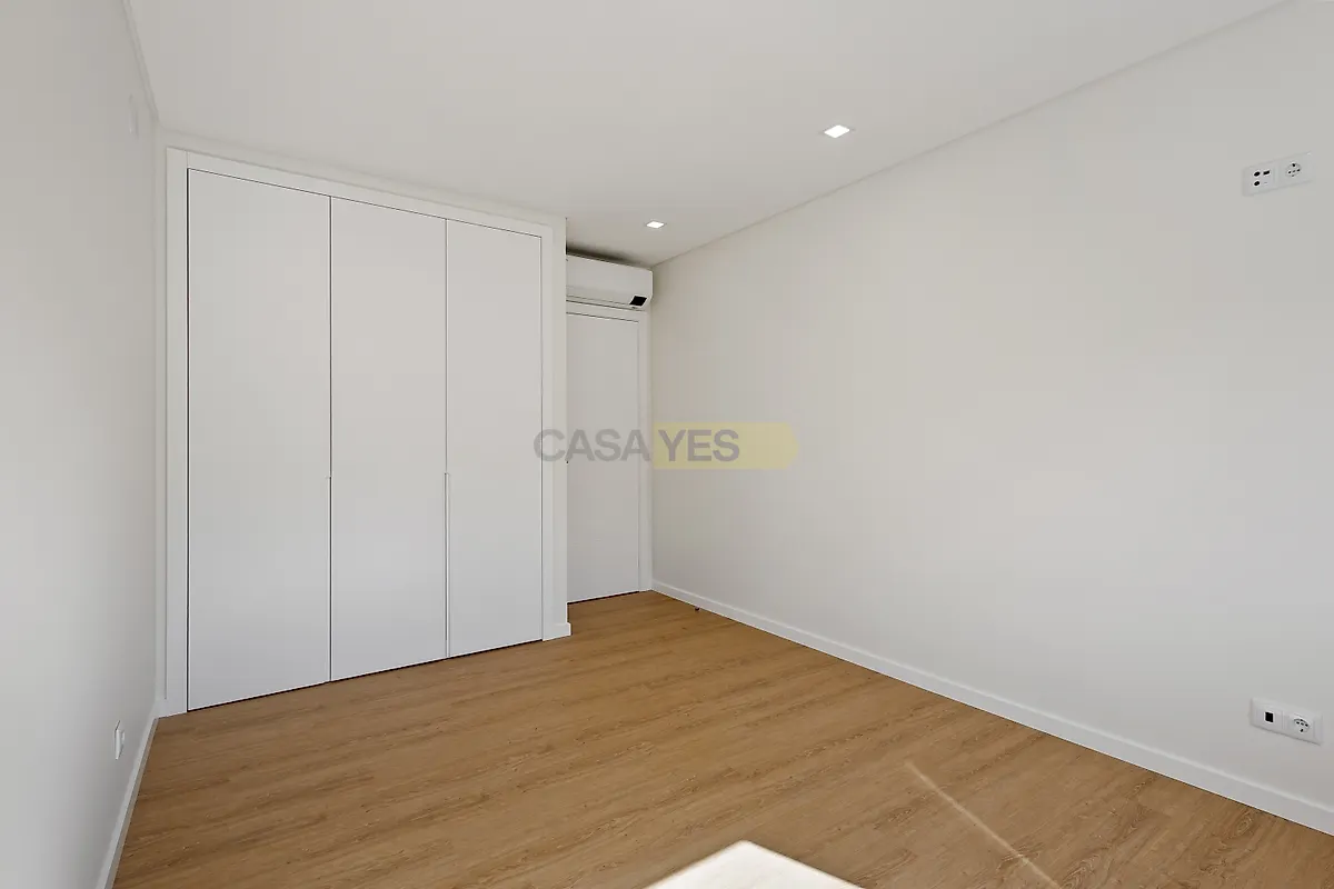 Apartamento T4 à venda em Torres Vedras (São Pedro, Santiago, Santa Maria do Castelo e São Miguel) e Matacães, Torres Vedras — foto 15