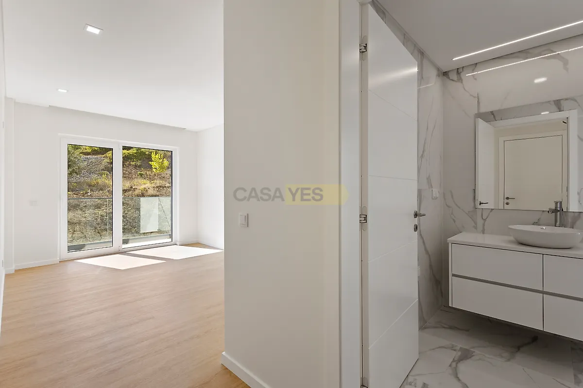 Apartamento T4 à venda em Torres Vedras (São Pedro, Santiago, Santa Maria do Castelo e São Miguel) e Matacães, Torres Vedras — foto 21