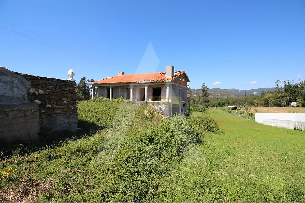 Moradia T3 à venda em Préstimo e Macieira de Alcoba, Águeda — foto 2