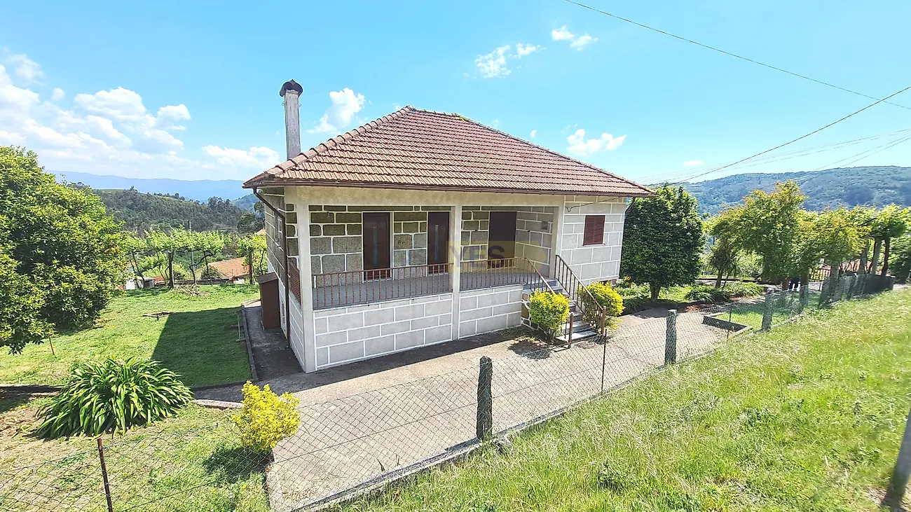 Moradia T3 em Rio Frio, €175.000
