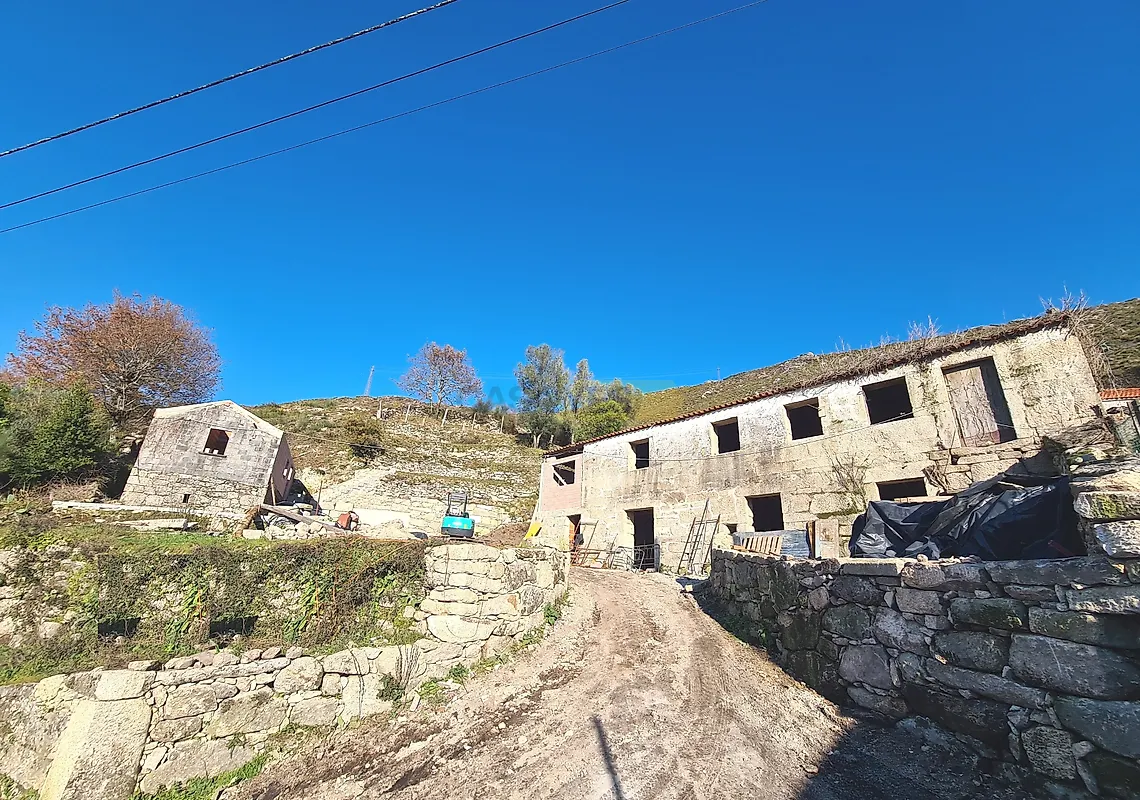 Moradia T4 à venda em Sabadim, Arcos de Valdevez — foto 2