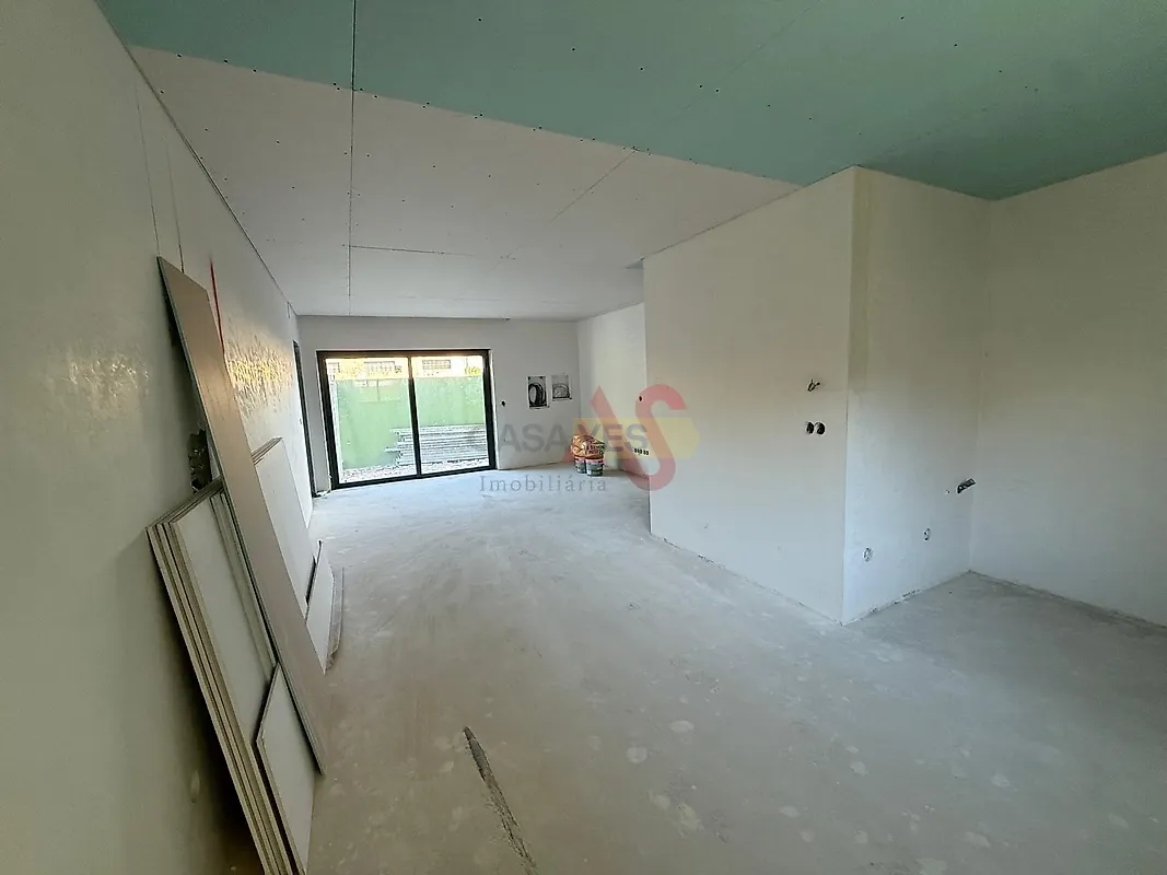 Apartamento T3 à venda em Castêlo da Maia, Maia — foto 15