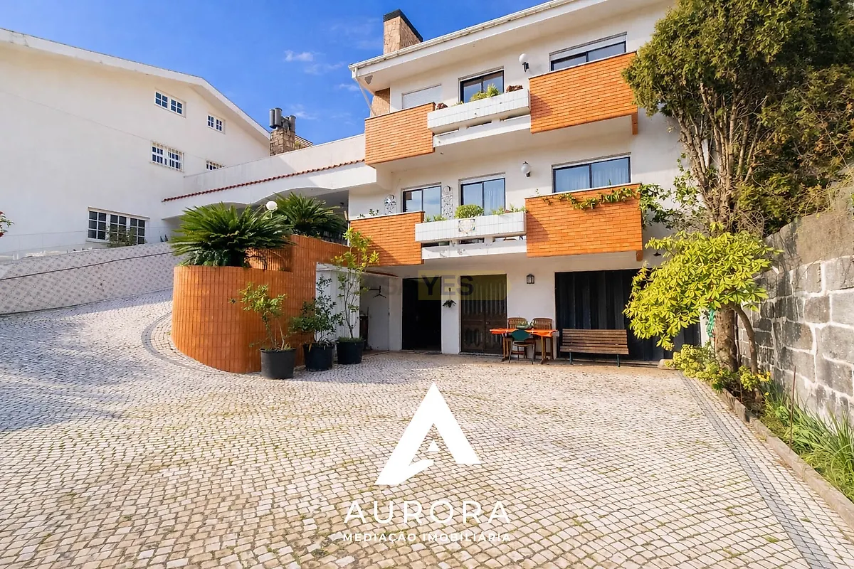 Moradia T5 em Espinho, €558.000