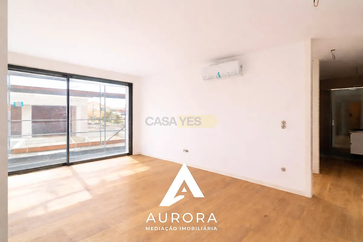 Apartamento T1 em São Félix da Marinha, €245.000