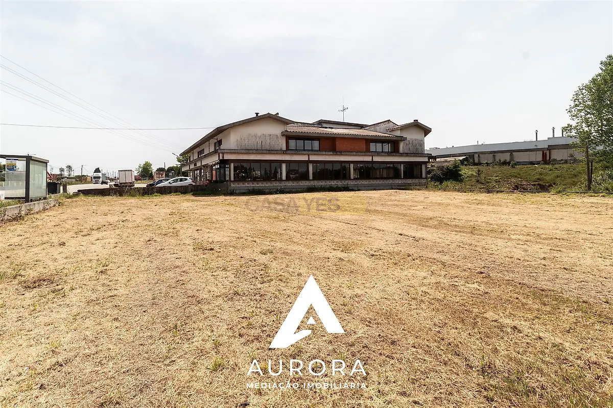 Apartamento T5 à venda em Branca, €4.900.000