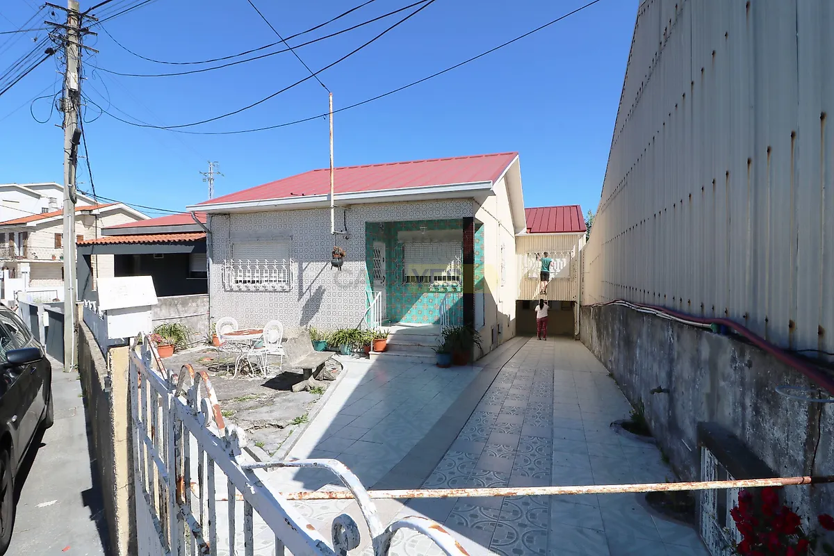 Moradia T2 à venda em Custóias, Leça do Balio e Guifões, €350.000