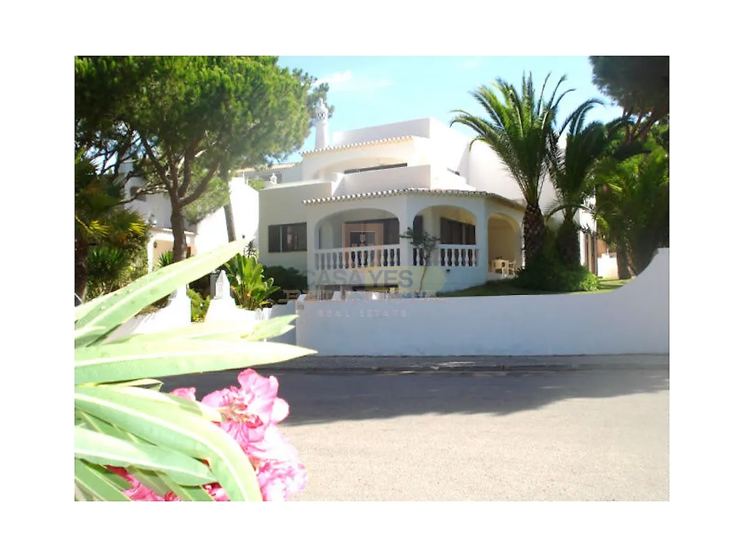 Moradia T0 à venda em Almancil, €1.450.000