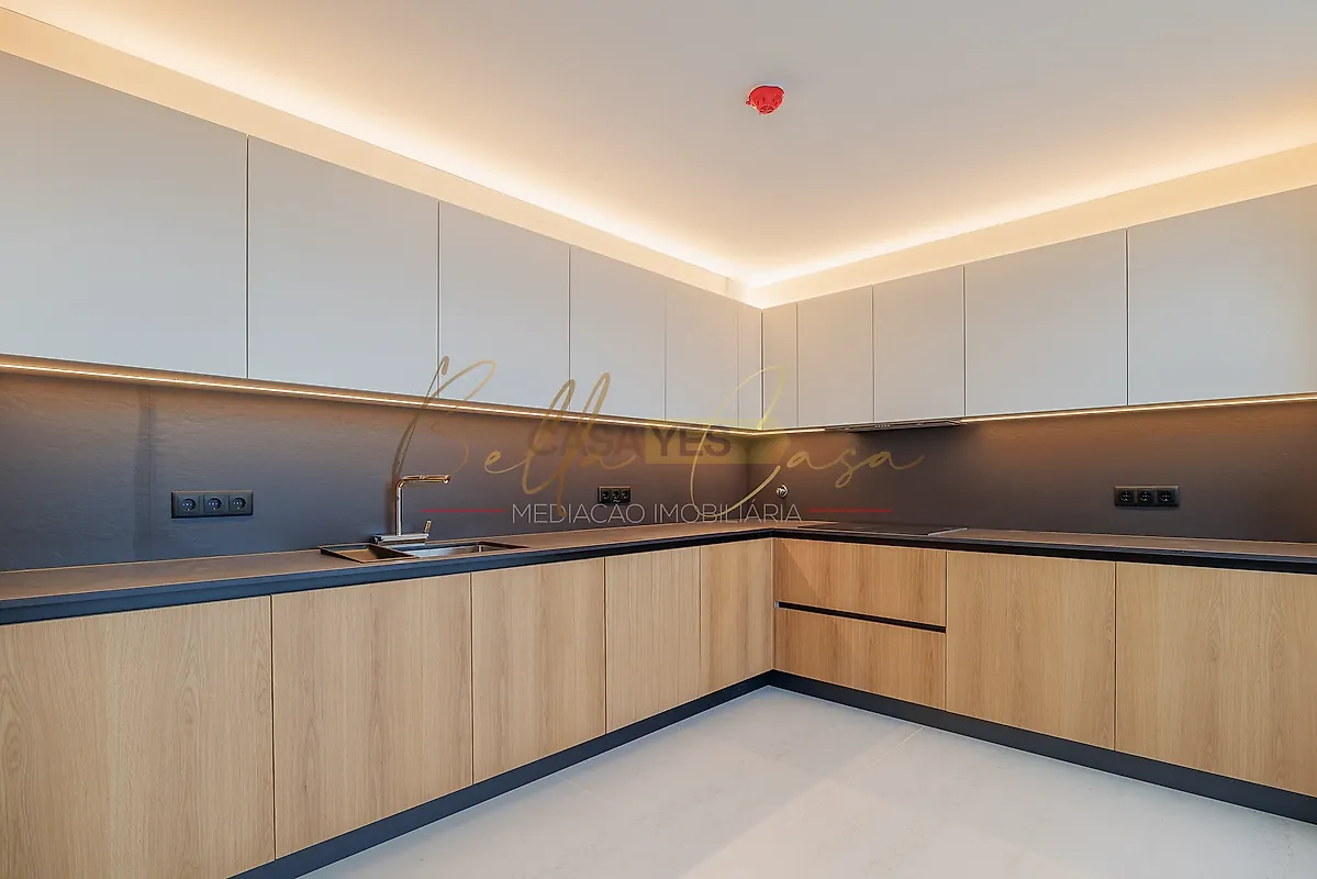 Apartamento T4 à venda em Esgueira, Aveiro — foto 2