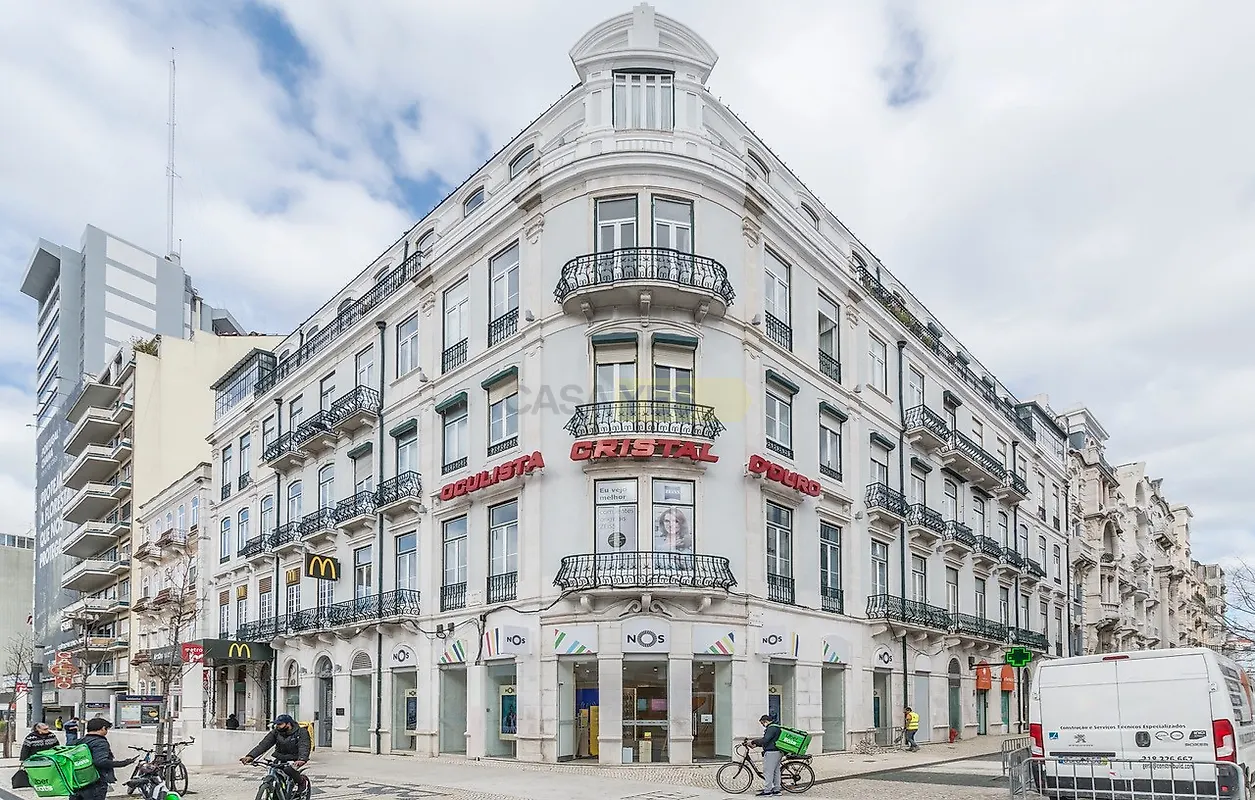 Apartamento T6+ à venda em Avenidas Novas, Lisboa — foto 3