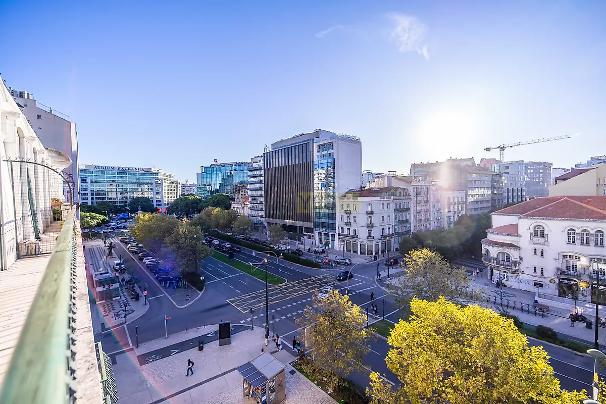 Apartamento T6+ à venda em Avenidas Novas, Lisboa — foto 2