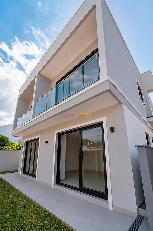 Moradia T3 em Quinta do Conde, €450.000