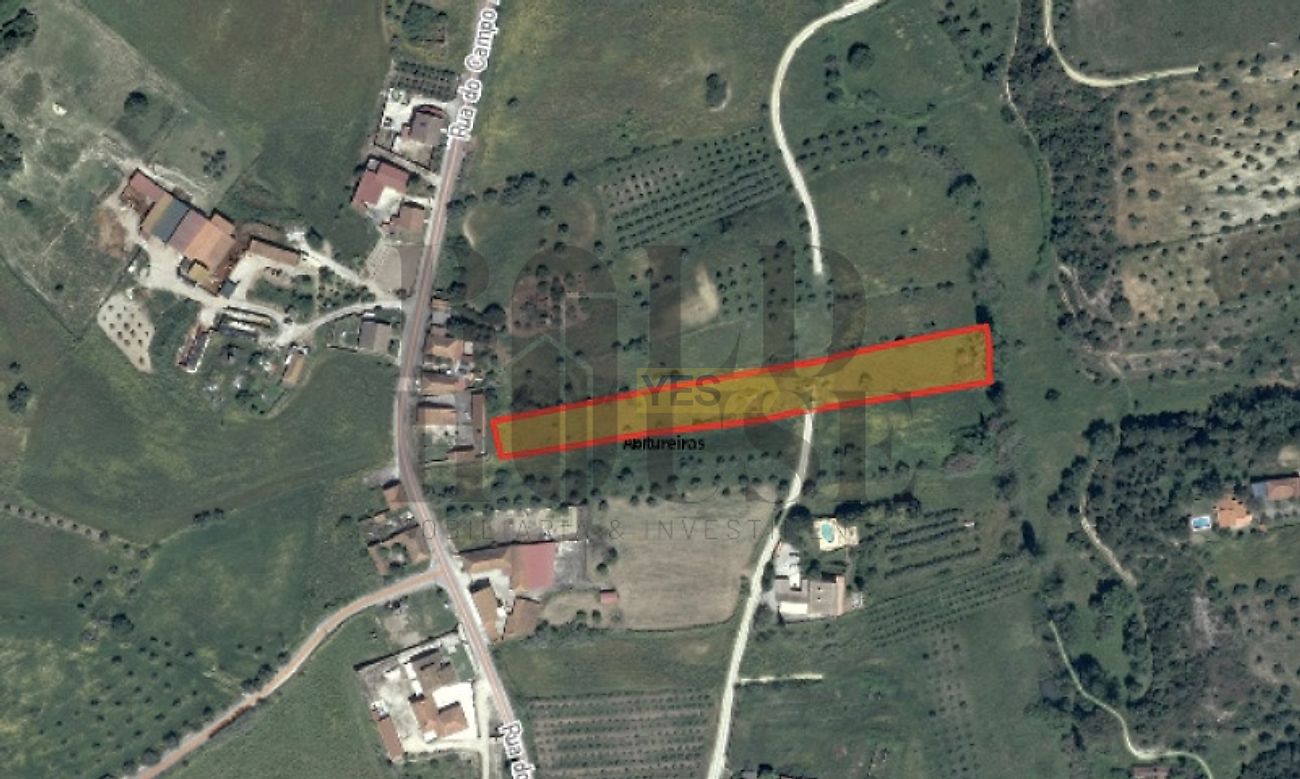 Moradia T2 em Romeira e Várzea, €66.450