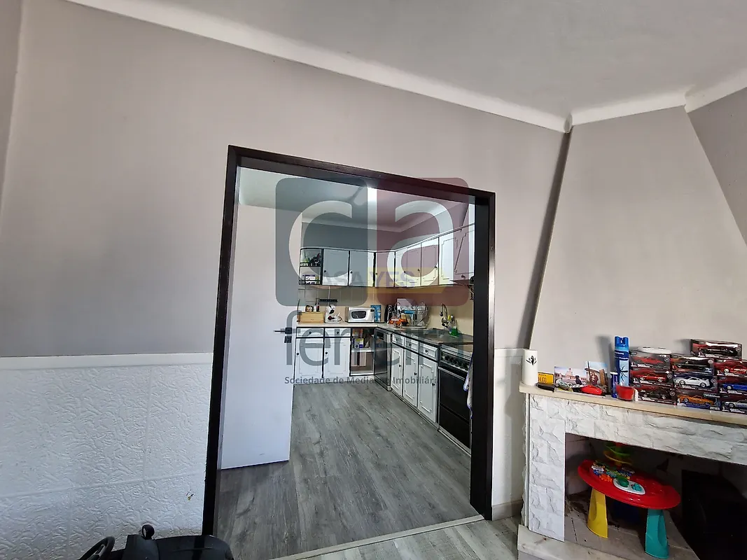 Moradia T4 à venda em Romeira e Várzea, Santarém — foto 7