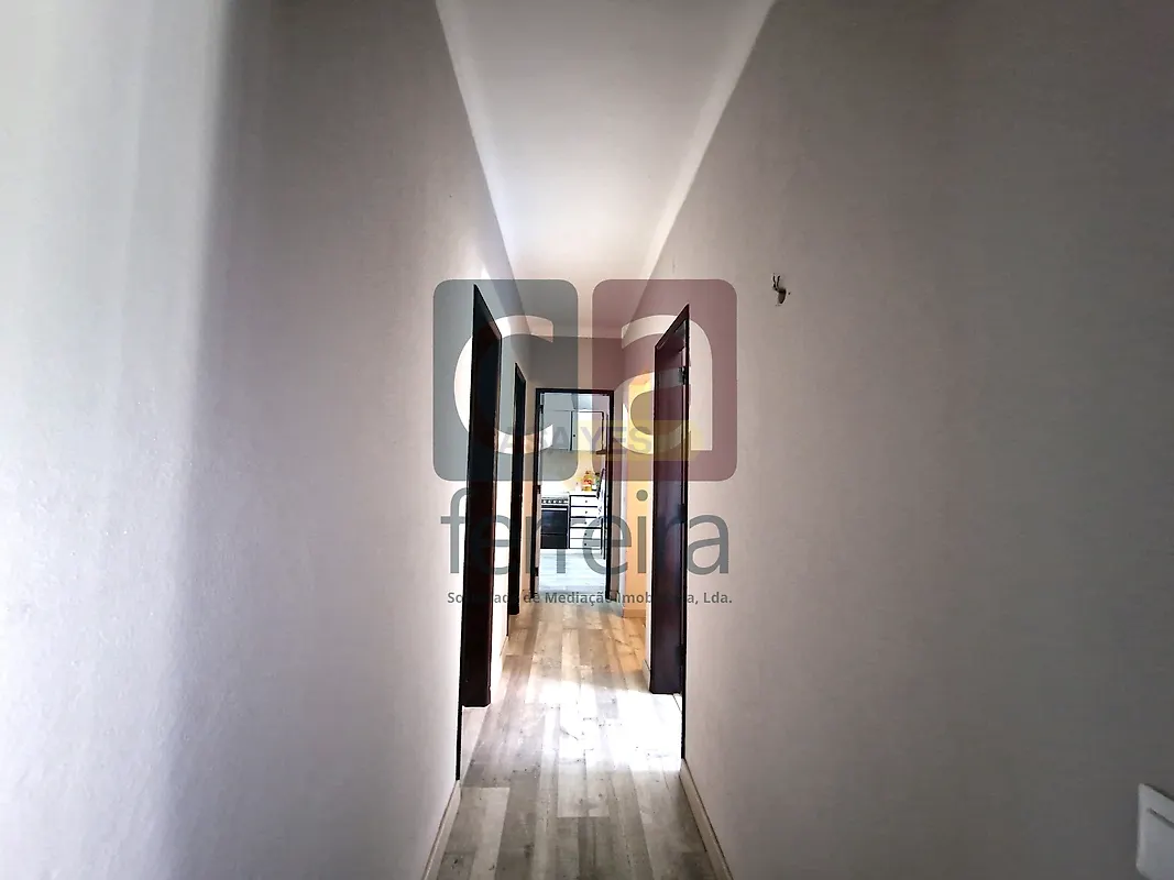 Moradia T4 à venda em Romeira e Várzea, Santarém — foto 11