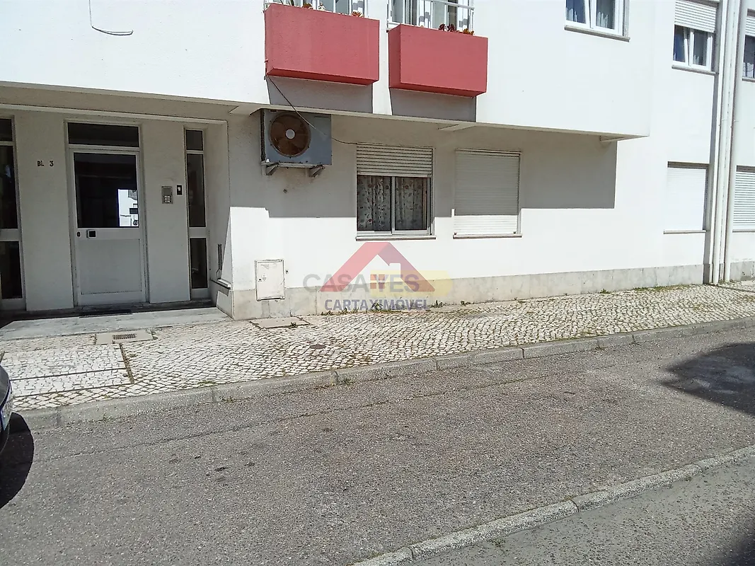 Apartamento T2 à venda em Fazendas de Almeirim, Almeirim — foto 2