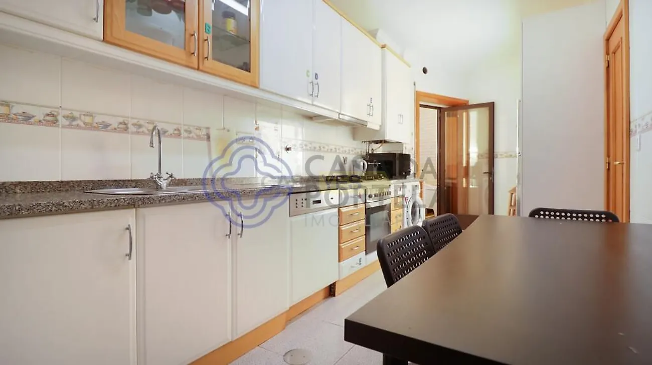 Apartamento T5 à venda em Serzedo e Perosinho, Vila Nova de Gaia — foto 10
