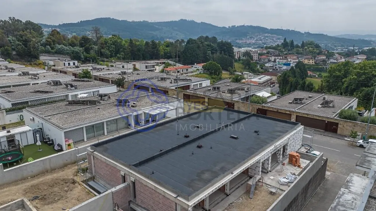 Moradia T4 à venda em Selho (São Jorge), Guimarães — foto 5