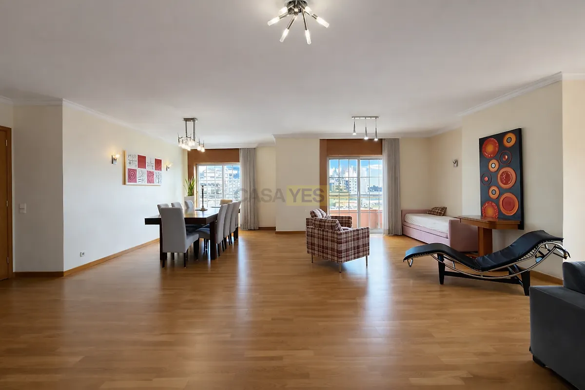Apartamento T4 à venda em Cidade da Maia, Maia — foto 8