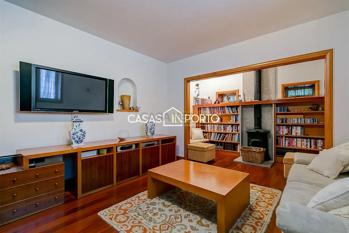 Apartamento T5 à venda em Oliveira de Azeméis, Santiago de Riba-Ul, Ul, Macinhata da Seixa e Madail, Oliveira de Azeméis — foto 11