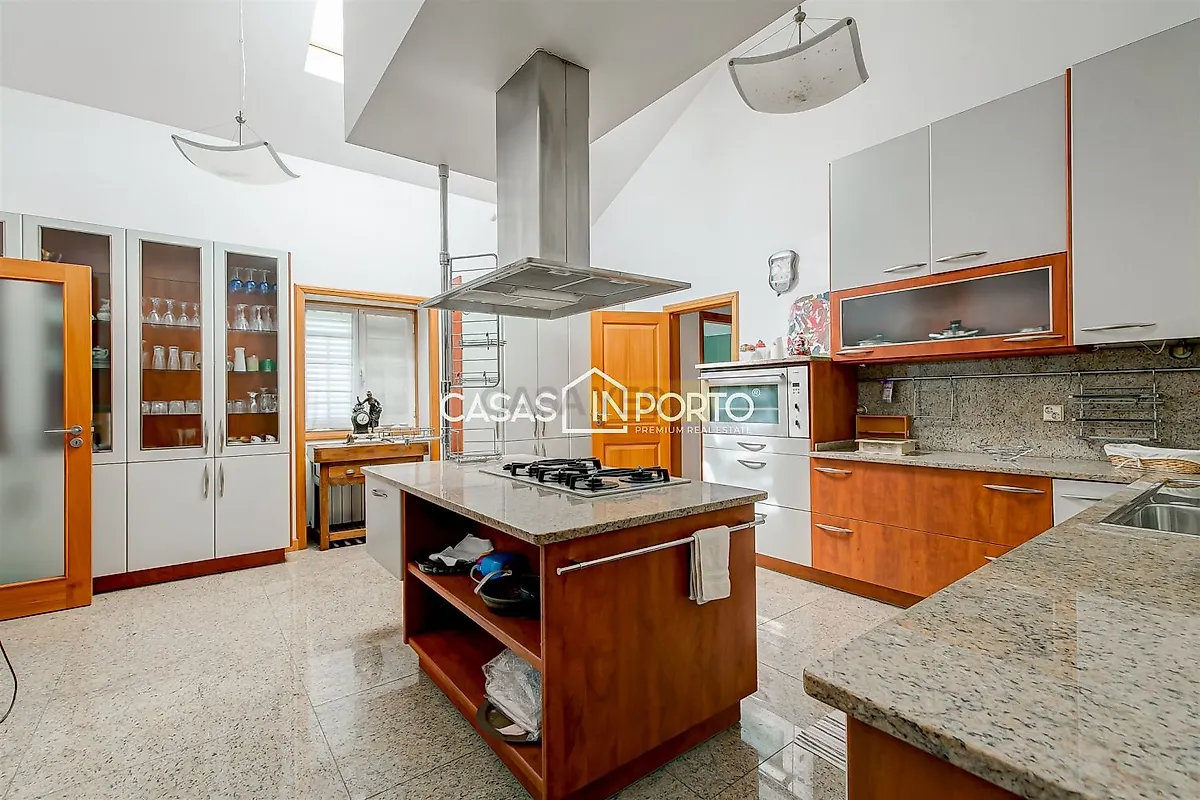 Apartamento T5 à venda em Oliveira de Azeméis, Santiago de Riba-Ul, Ul, Macinhata da Seixa e Madail, Oliveira de Azeméis — foto 12