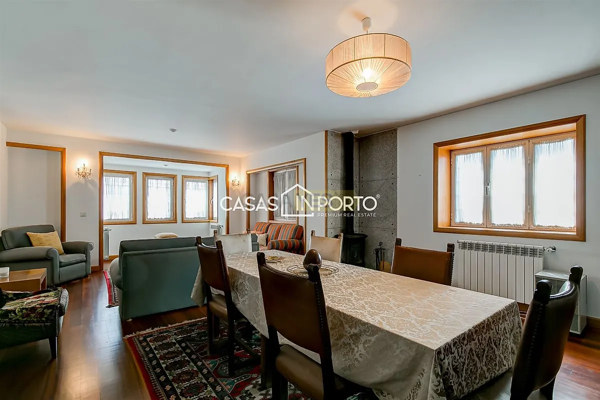 Apartamento T5 à venda em Oliveira de Azeméis, Santiago de Riba-Ul, Ul, Macinhata da Seixa e Madail, Oliveira de Azeméis — foto 8