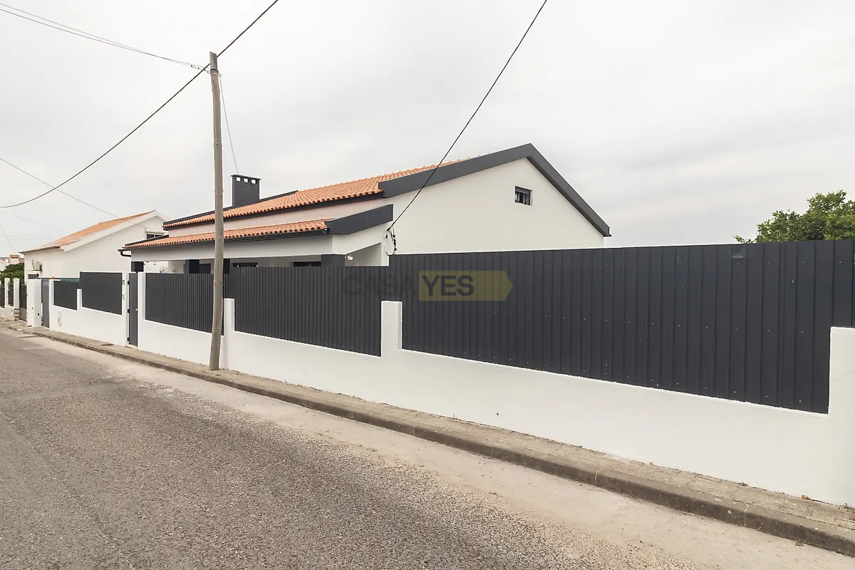 Moradia T4 à venda em Santo António da Charneca, Barreiro — foto 4