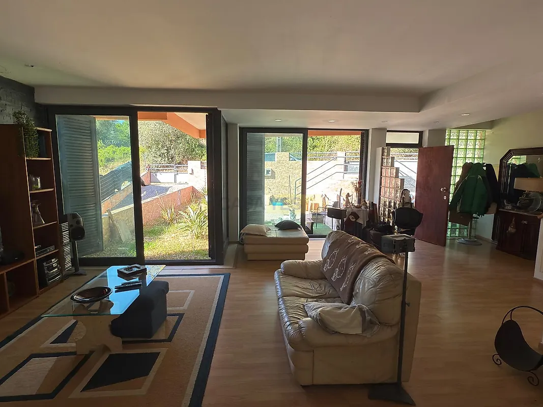 Moradia T4 à venda em Santa Clara e Castelo Viegas, €385.000