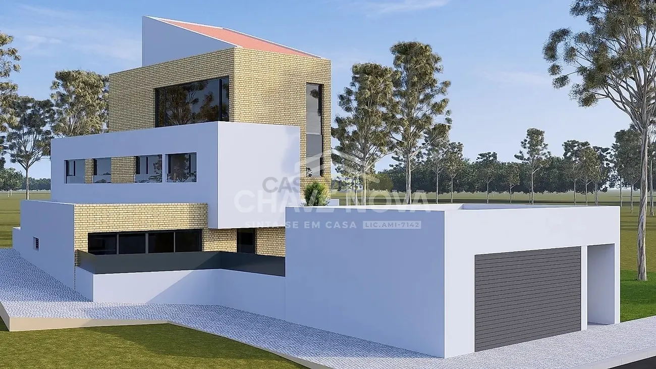 Moradia T4 à venda em Espinho, €550.000