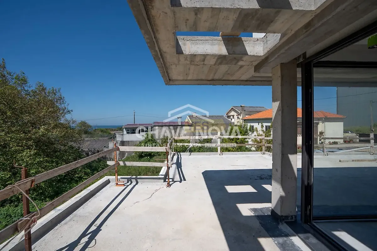 Moradia T0 em São Félix da Marinha, €1.250.000